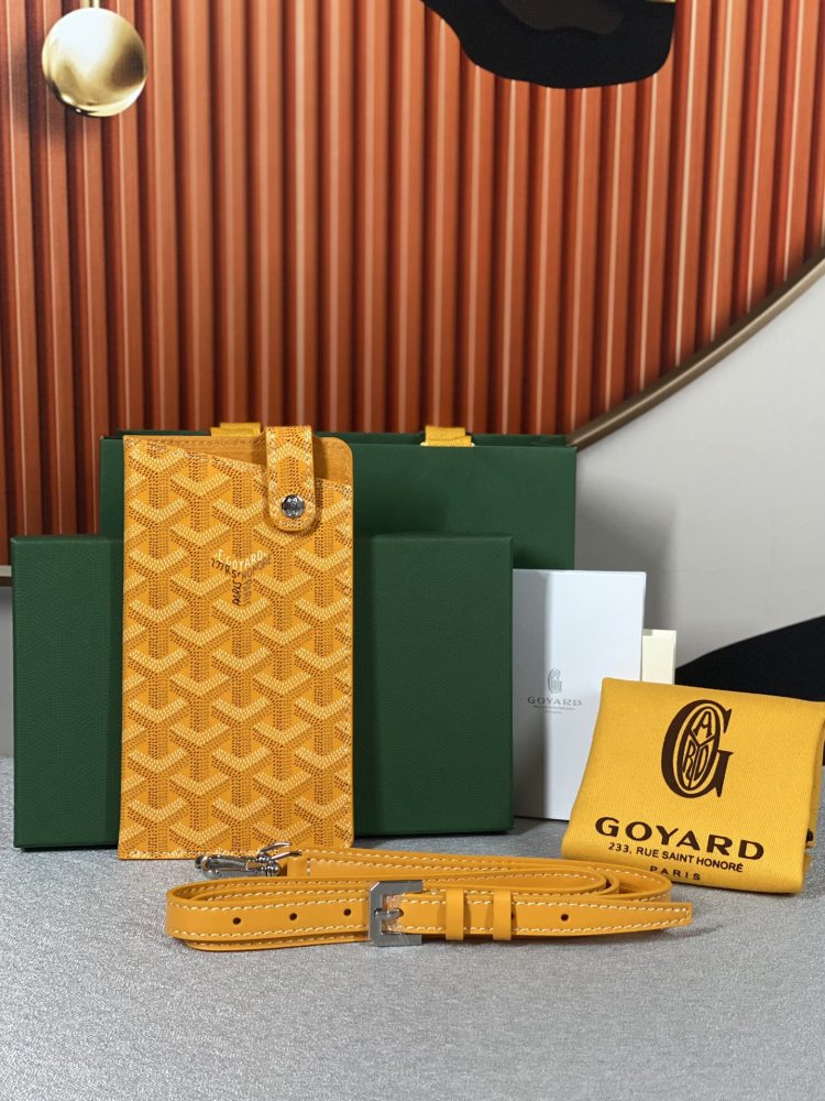 GOYARD MATIGNON case  Mirror Boutique