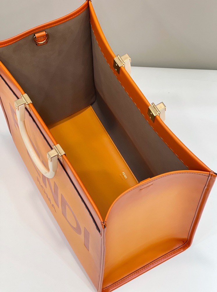Fendi 𝐏𝐞𝐞𝐤𝐚𝐛𝐨𝐨Tote 8266 GM 40cm 80009 Mirror Boutique