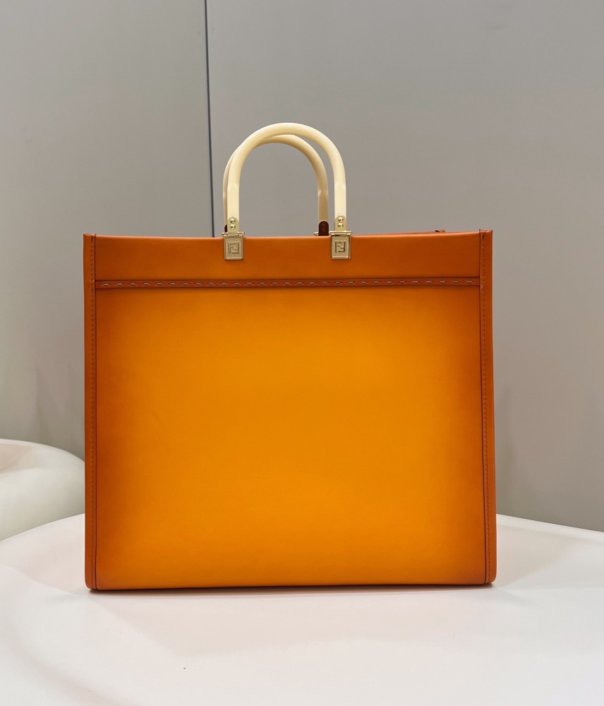Fendi 𝐏𝐞𝐞𝐤𝐚𝐛𝐨𝐨Tote 8266 GM 40cm 80009 Mirror Boutique