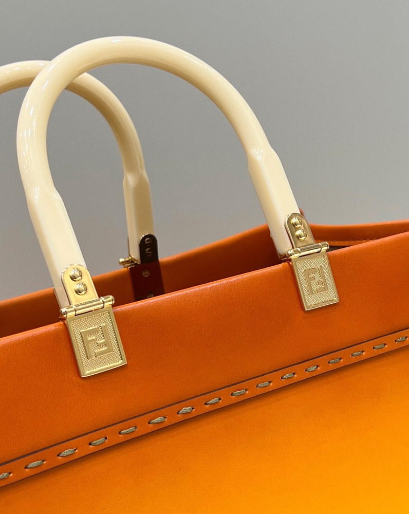 Fendi 𝐏𝐞𝐞𝐤𝐚𝐛𝐨𝐨Tote 8266 GM 40cm 80009 Mirror Boutique