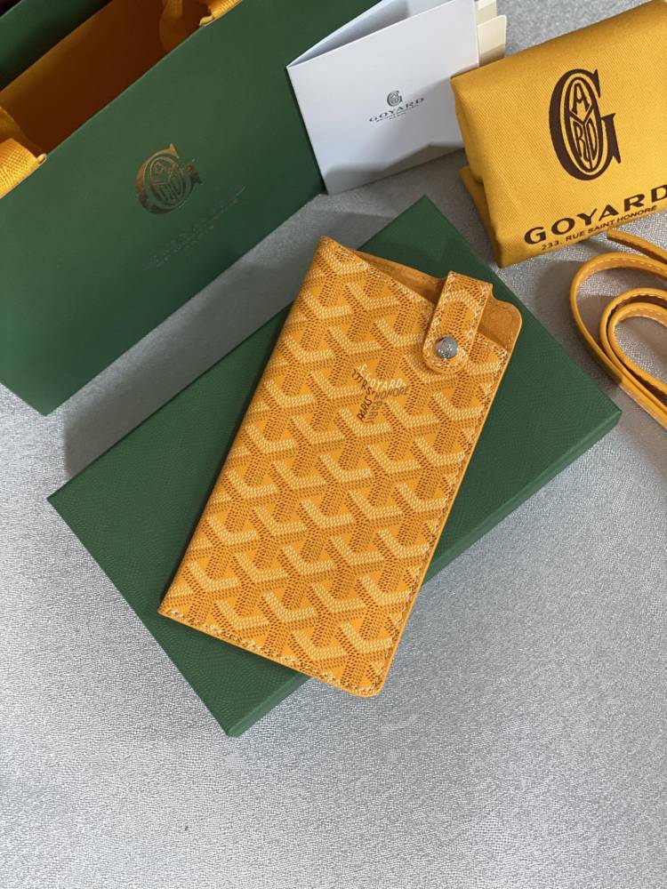 GOYARD MATIGNON case  Mirror Boutique