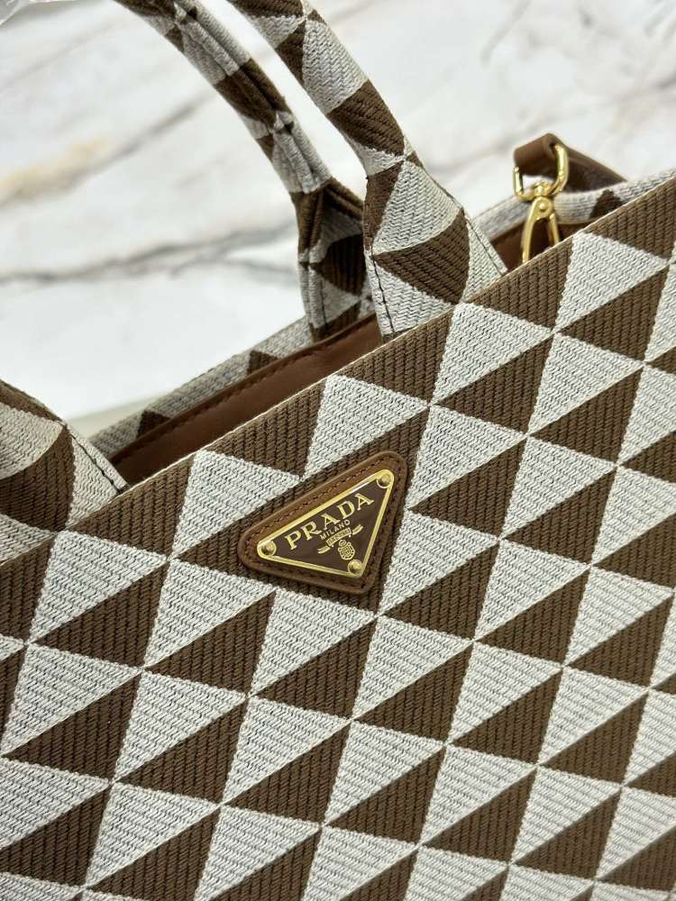Prada Embroidered TOTE Bag 1BA354 MM  28cm Mirror Boutique