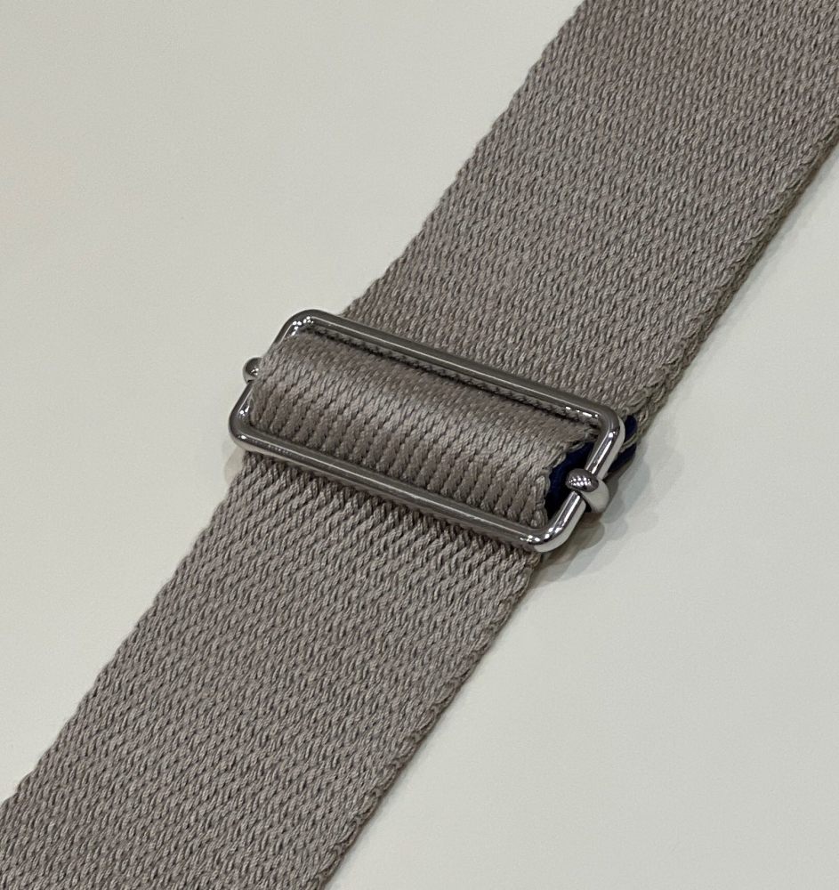 Fendi shoulder strap 912 Mirror Boutique