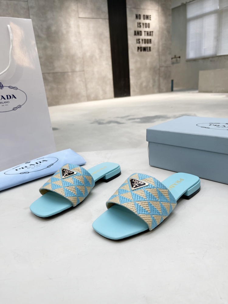 Prada slippers flat