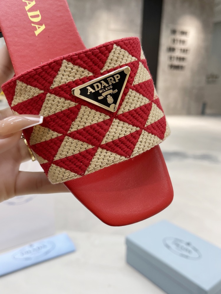 Prada slippers flat