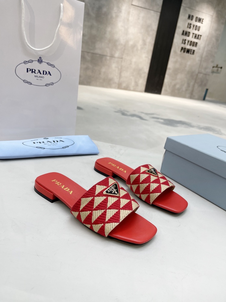 Prada slippers flat