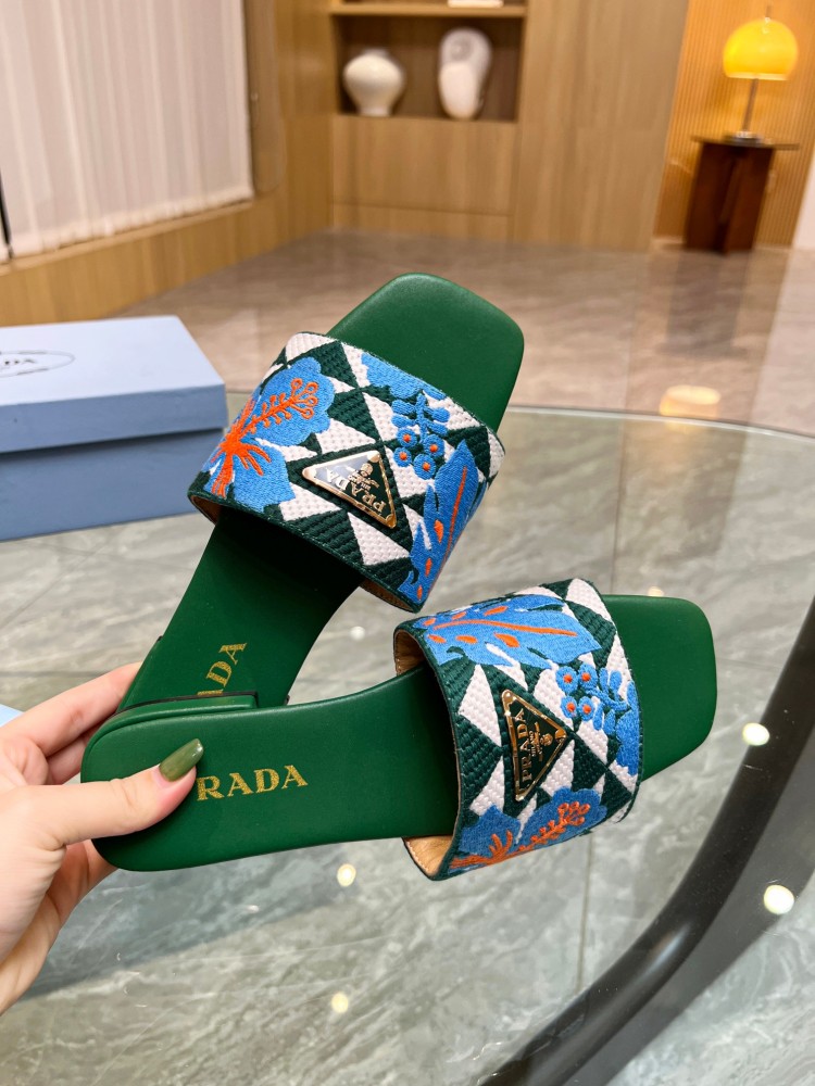 Prada slippers flat