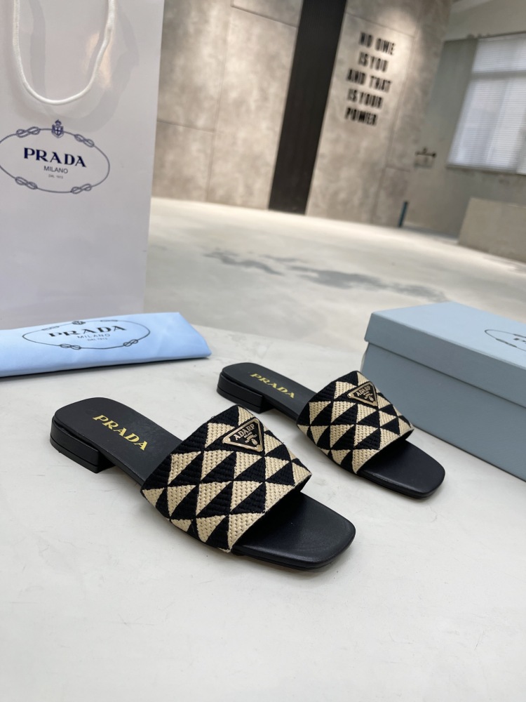 Prada slippers flat