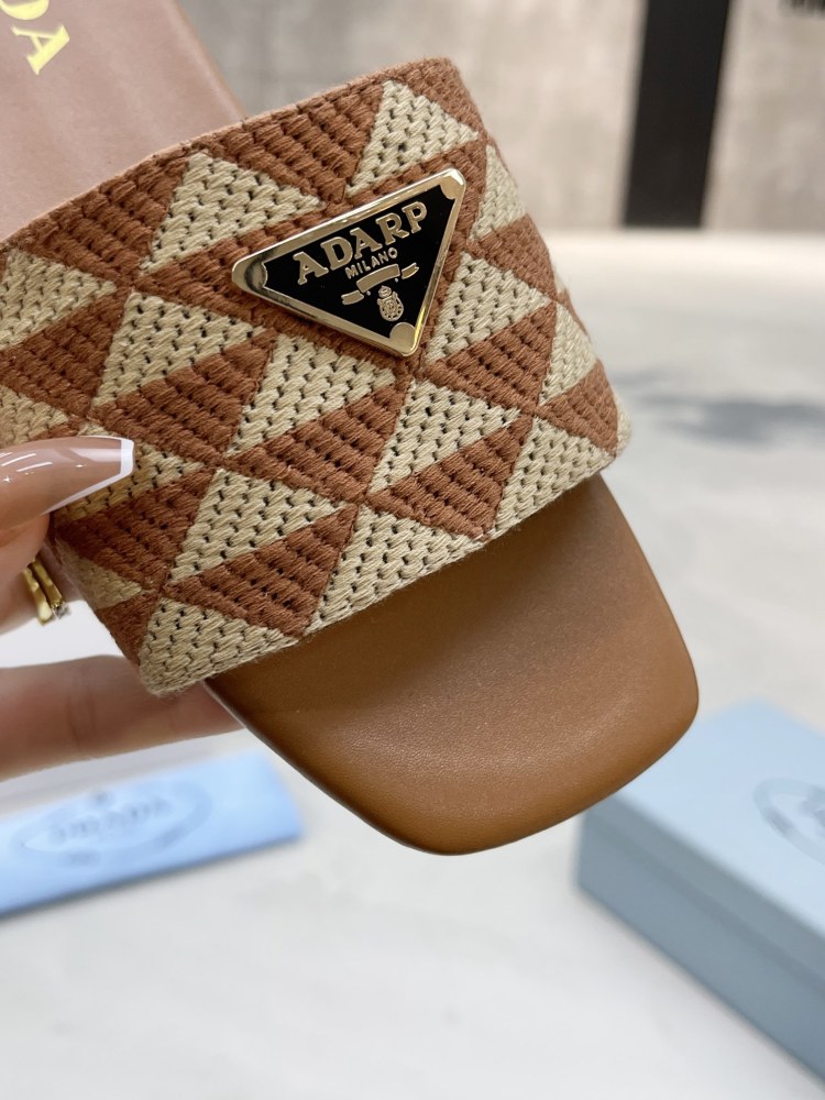 Prada slippers flat