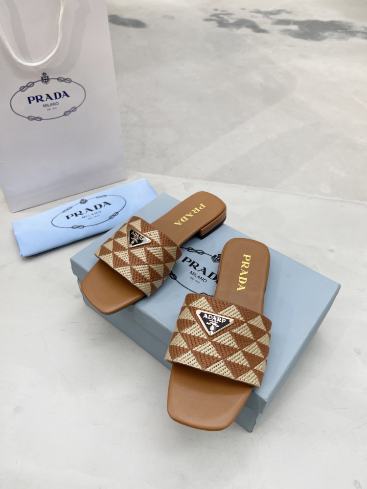 Prada slippers flat