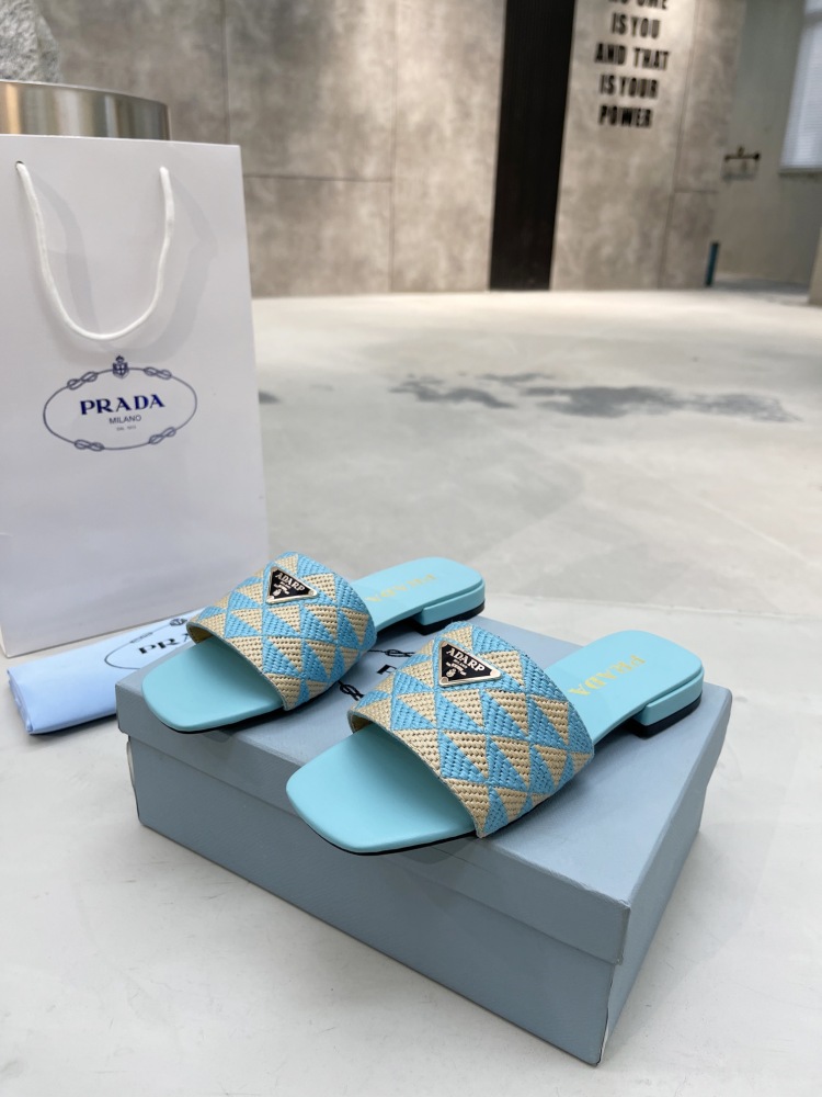 Prada slippers flat