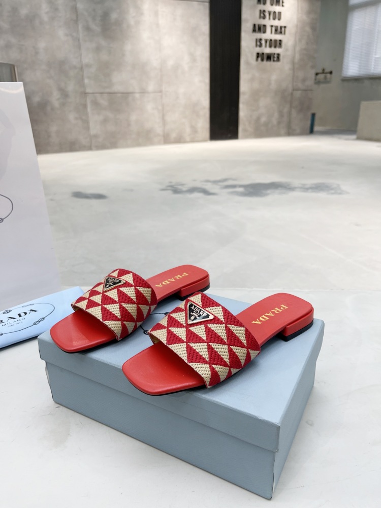 Prada slippers flat