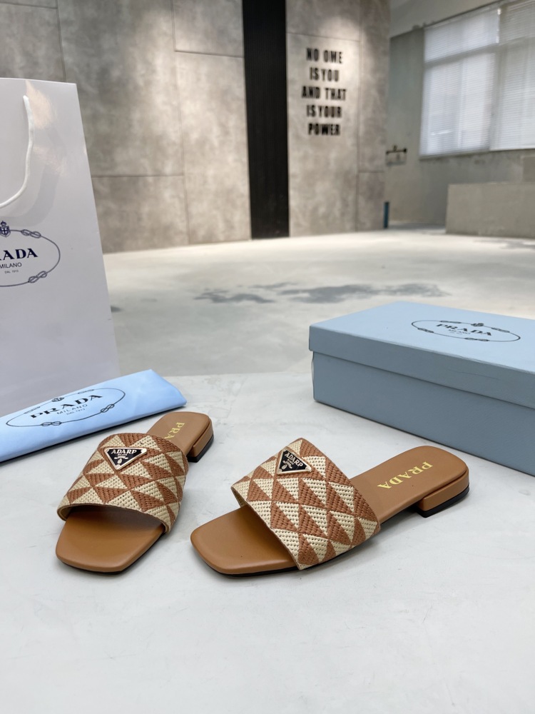 Prada slippers flat