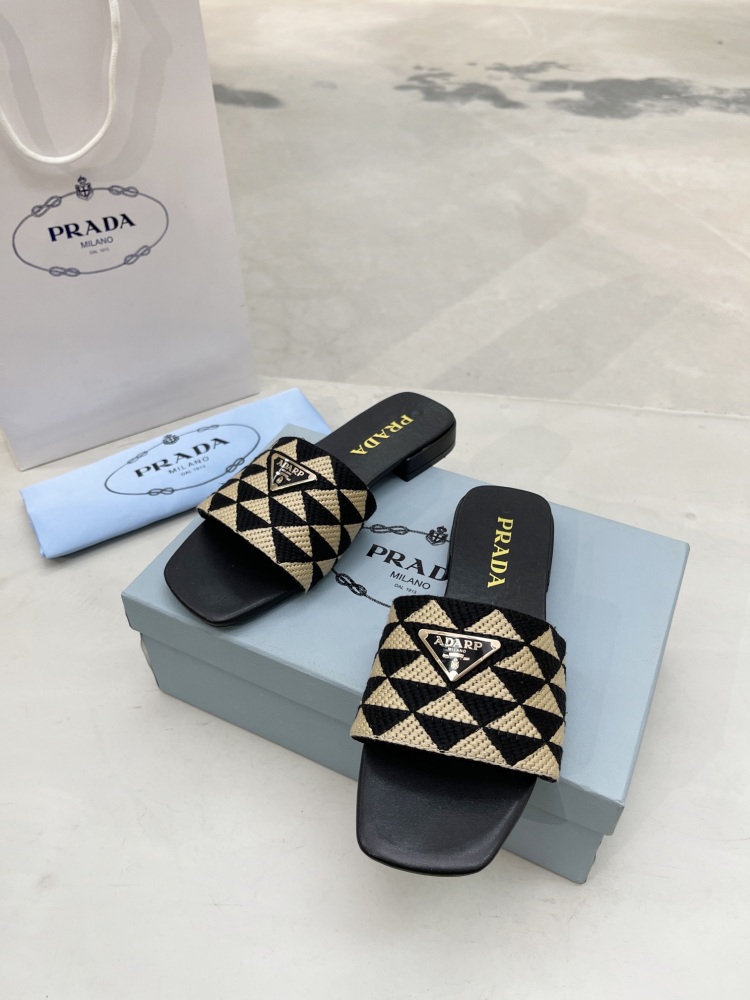 Prada slippers flat