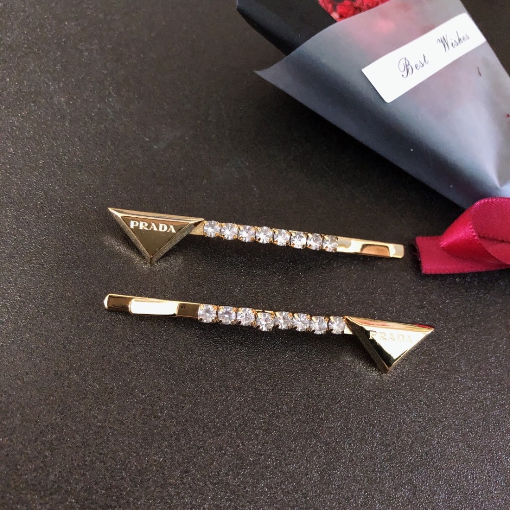 PRADA hairpin