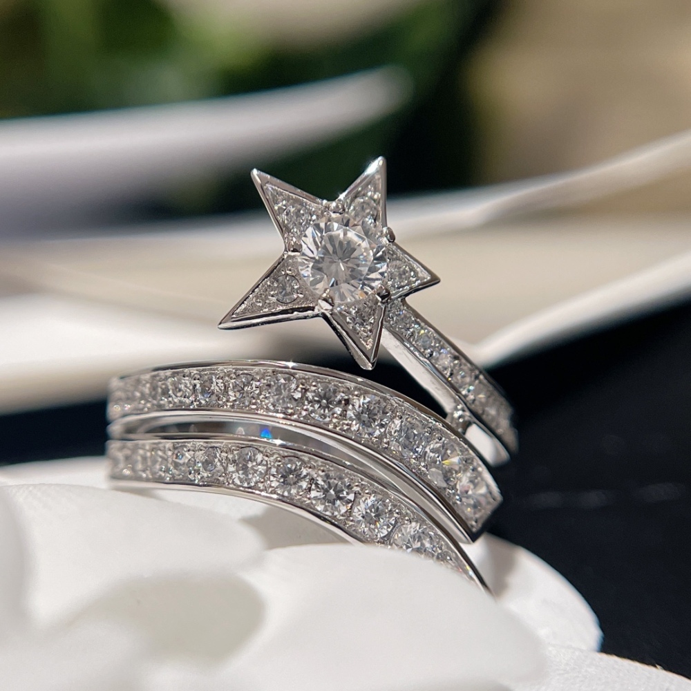 CHANEL rings