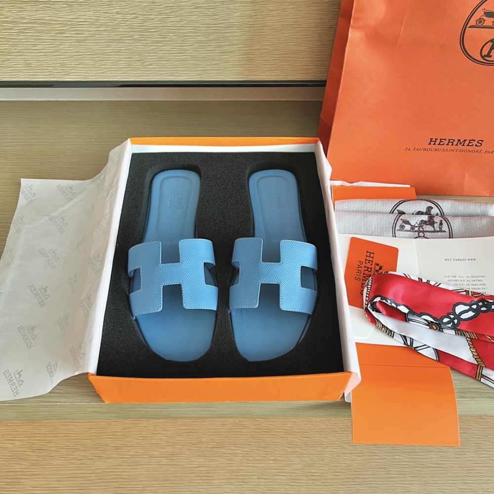 Hermes slippers