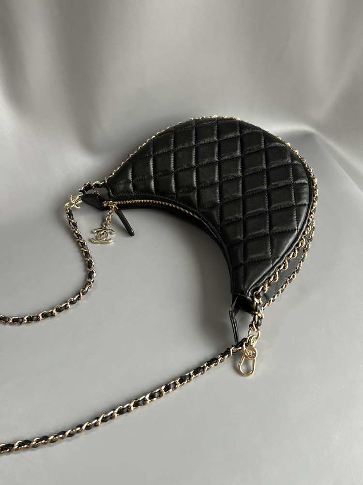 Chanel 23P crescent hobo bag Genuine level（99%）