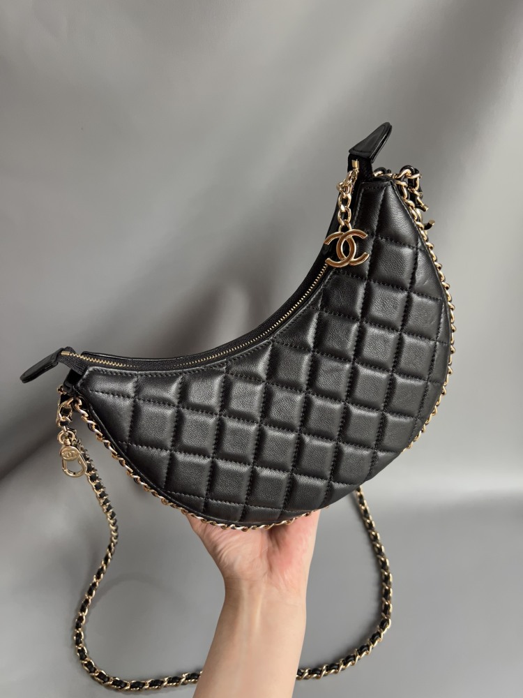 Chanel 23P crescent hobo bag Genuine level（99%）