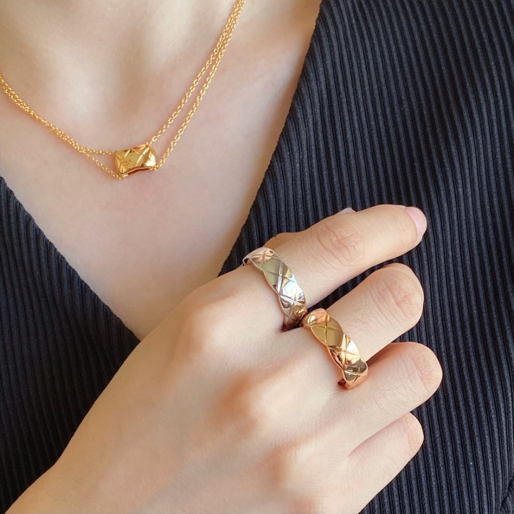 CHANEL rings