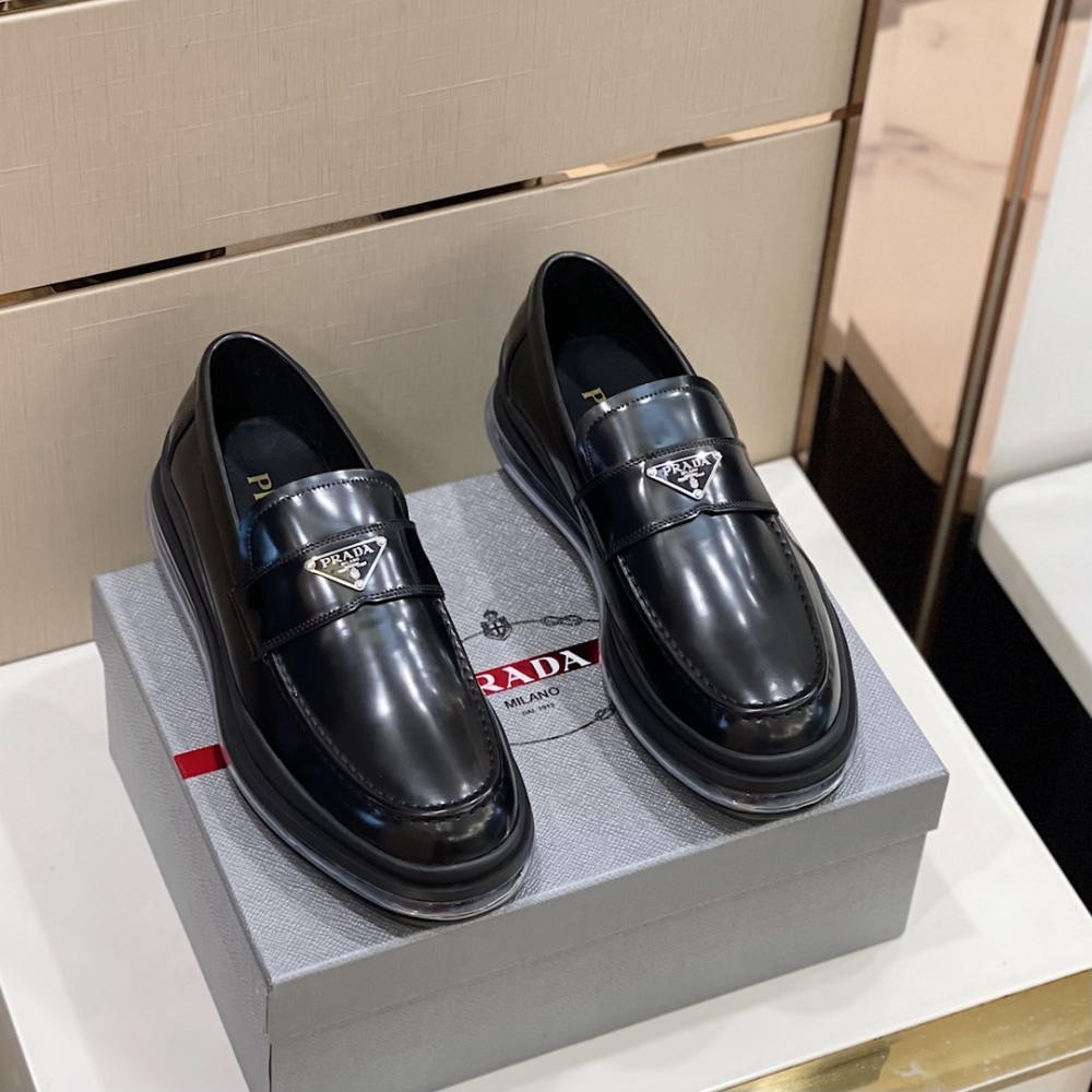 Prada Shiny Derby Shoes - Air Cushion Outsole Men's sneakers