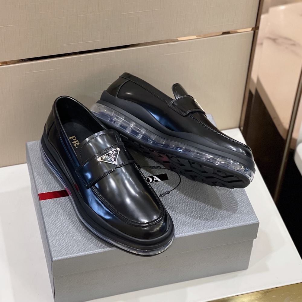 Prada Shiny Derby Shoes - Air Cushion Outsole Men's sneakers