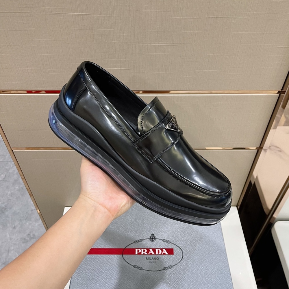 Prada Shiny Derby Shoes - Air Cushion Outsole Men's sneakers