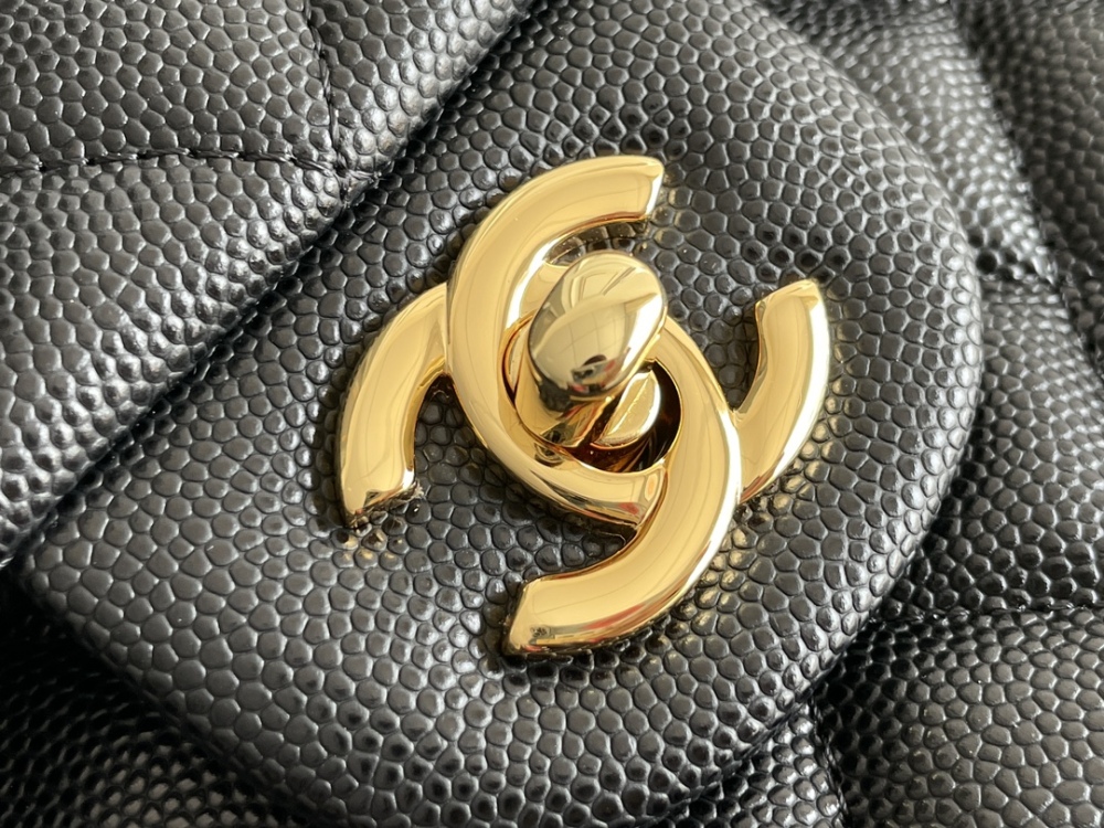 Chanel 𝘾𝙡𝙖𝙨𝙨𝙞𝙘 𝙁𝙡𝙖𝙥 CF bag 23C 1112 MM 25cm Mirror Boutique