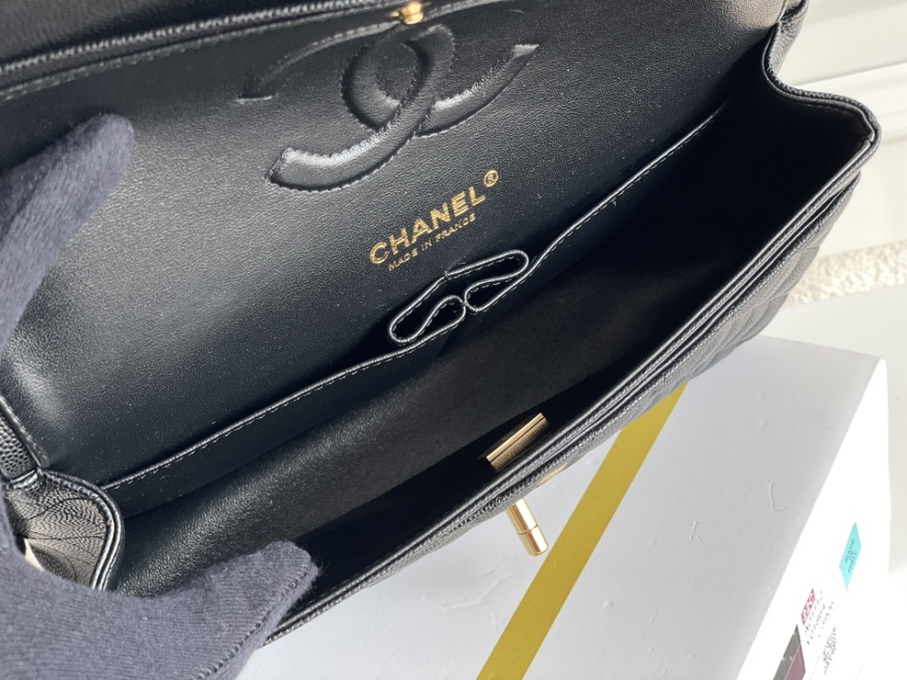 Chanel 𝘾𝙡𝙖𝙨𝙨𝙞𝙘 𝙁𝙡𝙖𝙥 CF bag 23C 1112 MM 25cm Mirror Boutique