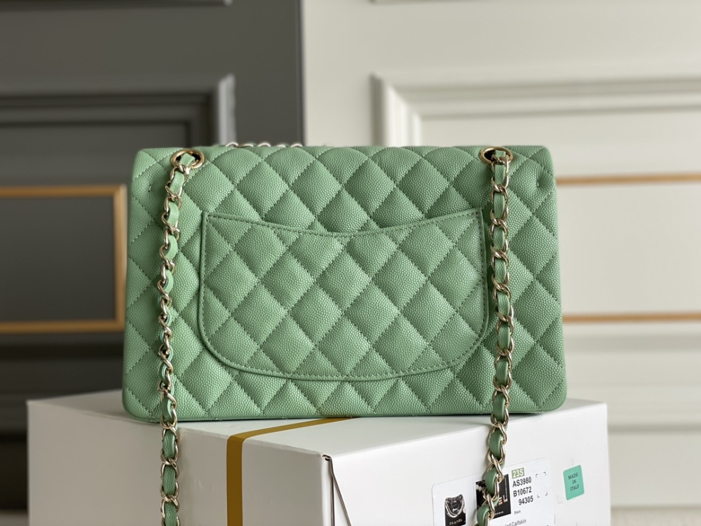 Chanel 𝘾𝙡𝙖𝙨𝙨𝙞𝙘 𝙁𝙡𝙖𝙥 CF bag 23C 1112 MM 25cm Mirror Boutique