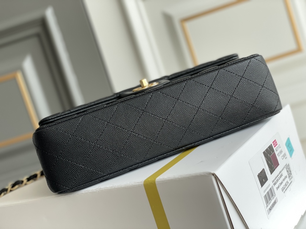 Chanel 𝘾𝙡𝙖𝙨𝙨𝙞𝙘 𝙁𝙡𝙖𝙥 CF bag 23C 1112 MM 25cm Mirror Boutique