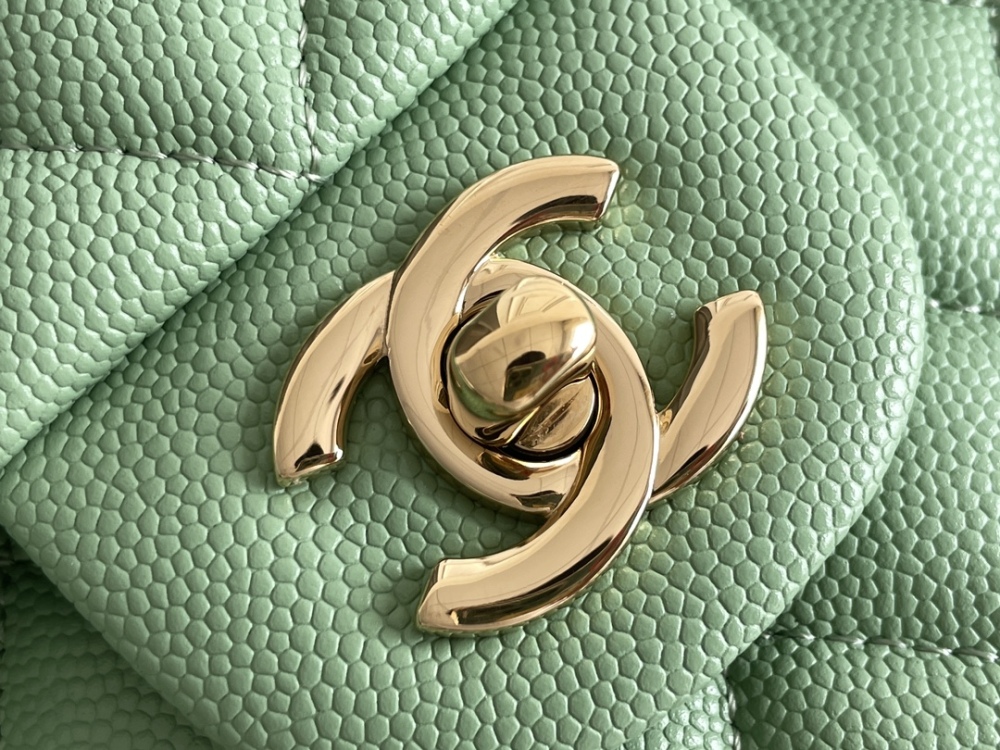 Chanel 𝘾𝙡𝙖𝙨𝙨𝙞𝙘 𝙁𝙡𝙖𝙥 CF bag 23C 1112 MM 25cm Mirror Boutique