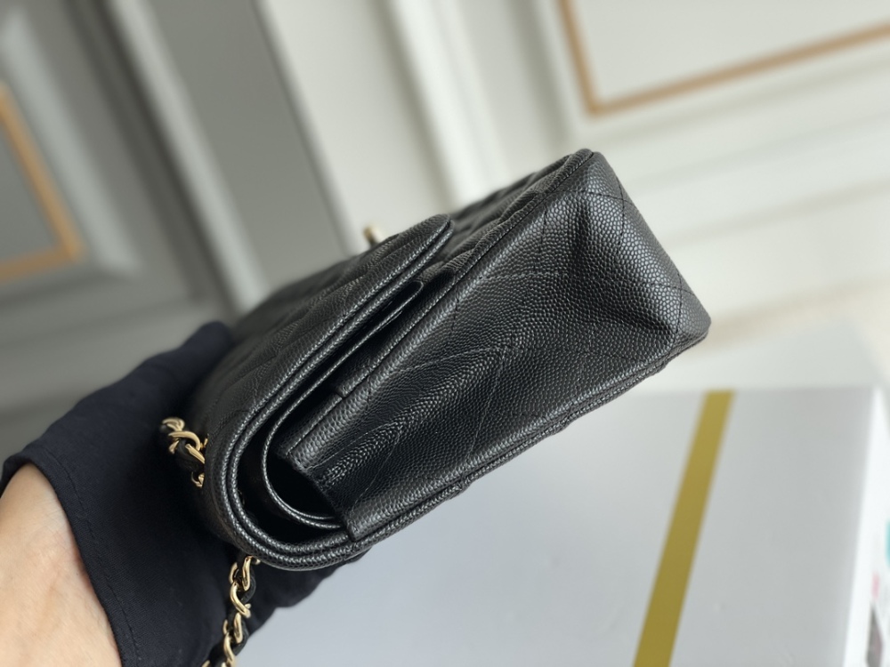Chanel 𝘾𝙡𝙖𝙨𝙨𝙞𝙘 𝙁𝙡𝙖𝙥 CF bag 23C 1112 MM 25cm Mirror Boutique