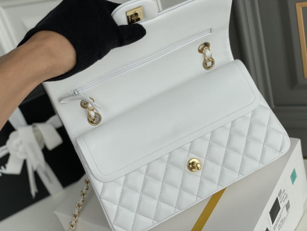 Chanel 𝘾𝙡𝙖𝙨𝙨𝙞𝙘 𝙁𝙡𝙖𝙥 CF bag 23C 1112 MM 25cm Mirror Boutique