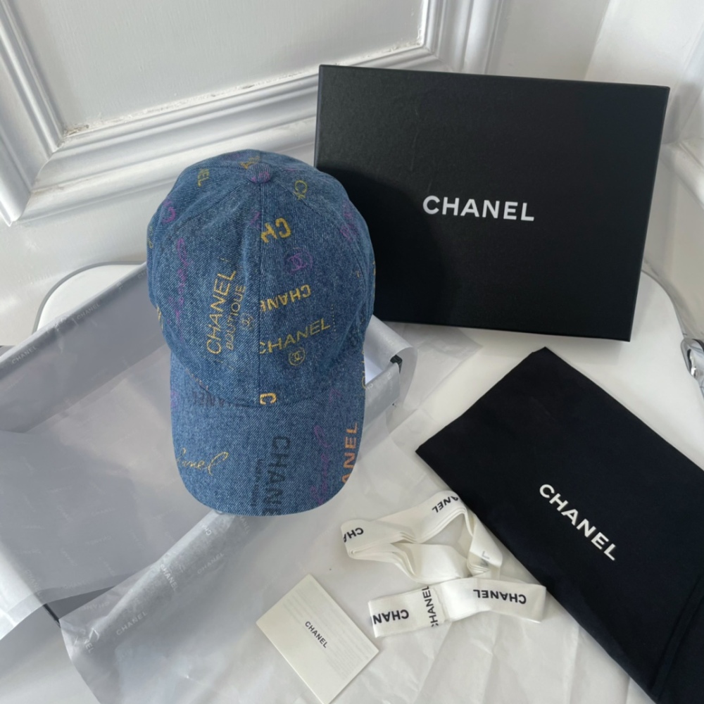 CHANEL  baseball cap