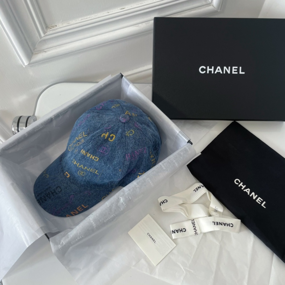 CHANEL  baseball cap