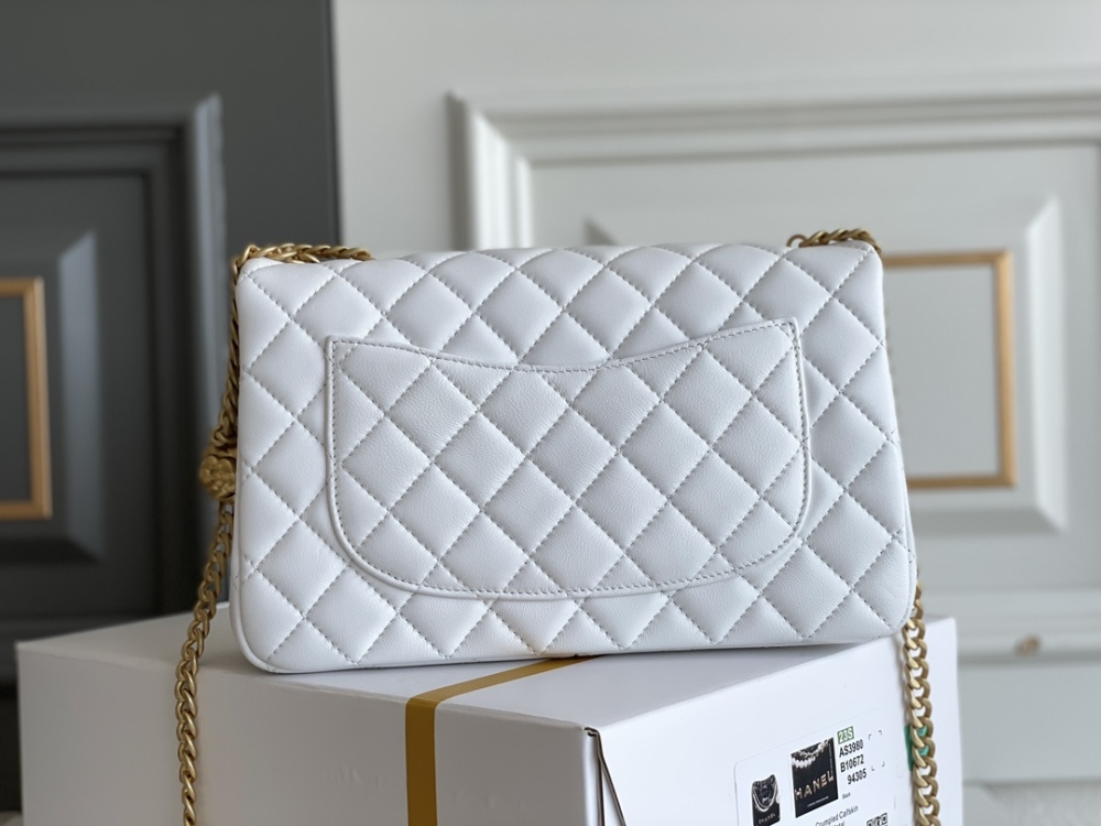 Chanel Camellia adjustment buckle CF bag 23S 23.5cm Mirror Boutique