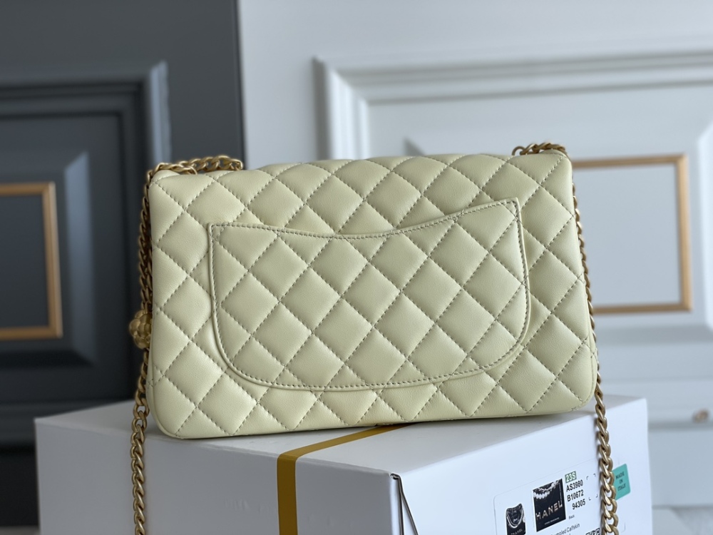 Chanel Camellia adjustment buckle CF bag 23S 23.5cm Mirror Boutique