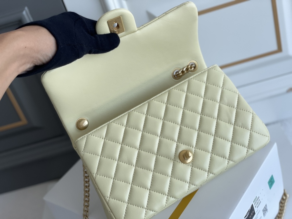 Chanel Camellia adjustment buckle CF bag 23S 23.5cm Mirror Boutique