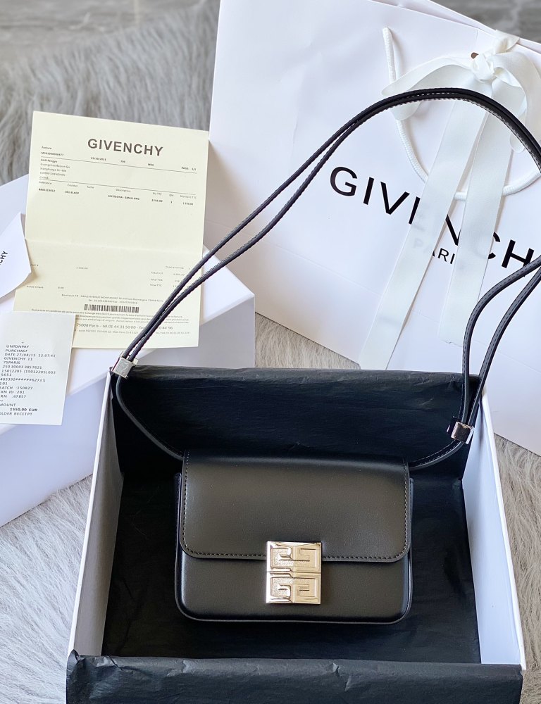 Givenchy 🇫🇷 4g88 Hobo box leather Mirror Boutique
