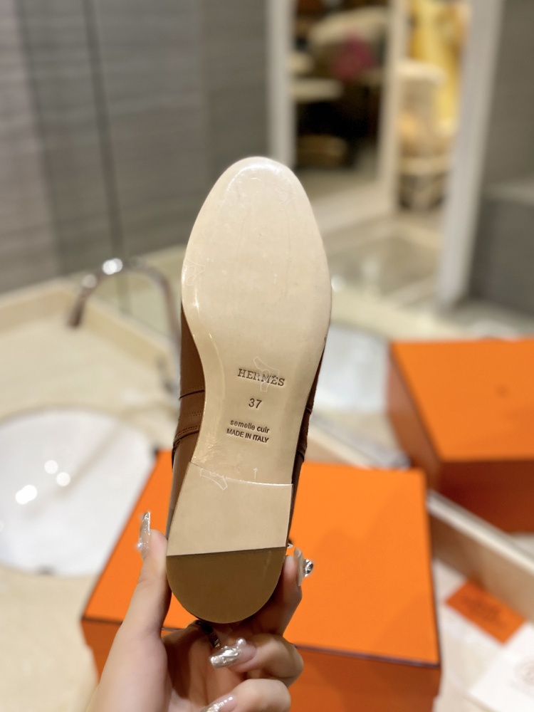Hermes boots 𝓗𝓮𝓻𝓶𝓮𝓢