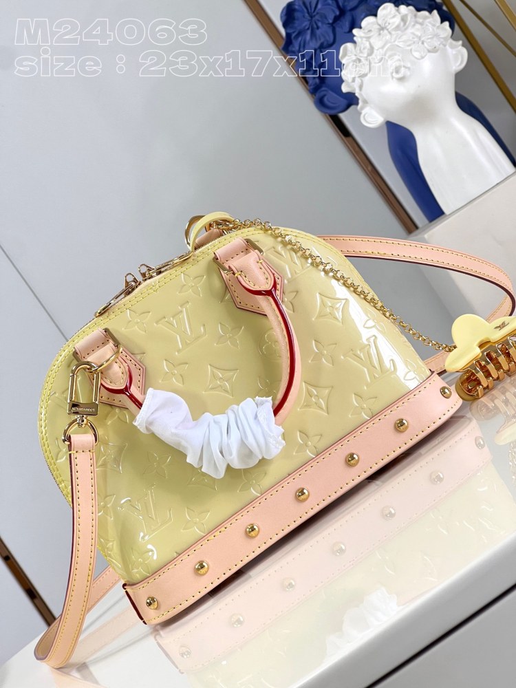 Louis Vuitton ALMA BB  M24063 M24062 mirror boutique
