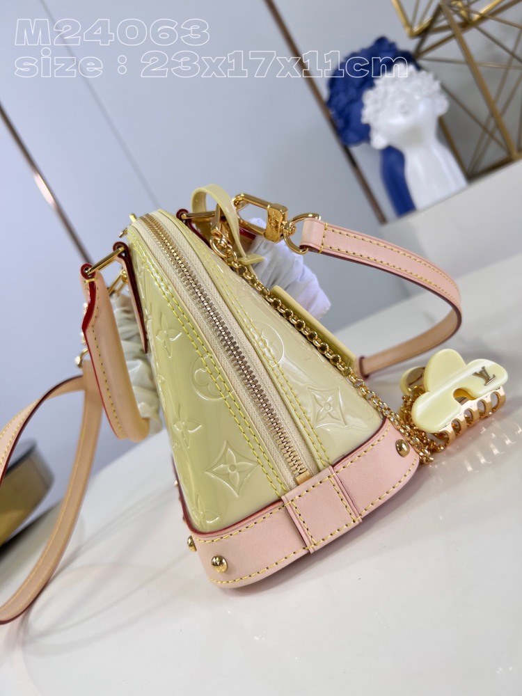 Louis Vuitton ALMA BB  M24063 M24062 mirror boutique