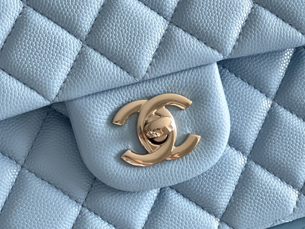 Chanel CF 𝘾𝙡𝙖𝙨𝙨𝙞𝙘 𝙁𝙡𝙖𝙥 bag 25cm Mirror Boutique