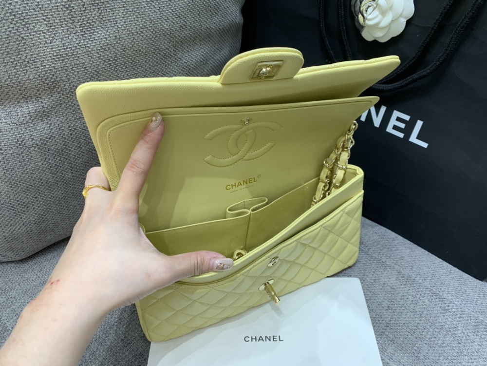 Chanel CF MM 25cm Mirror Boutique