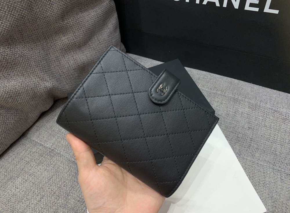 Chanel 24S wallet Mirror Boutique
