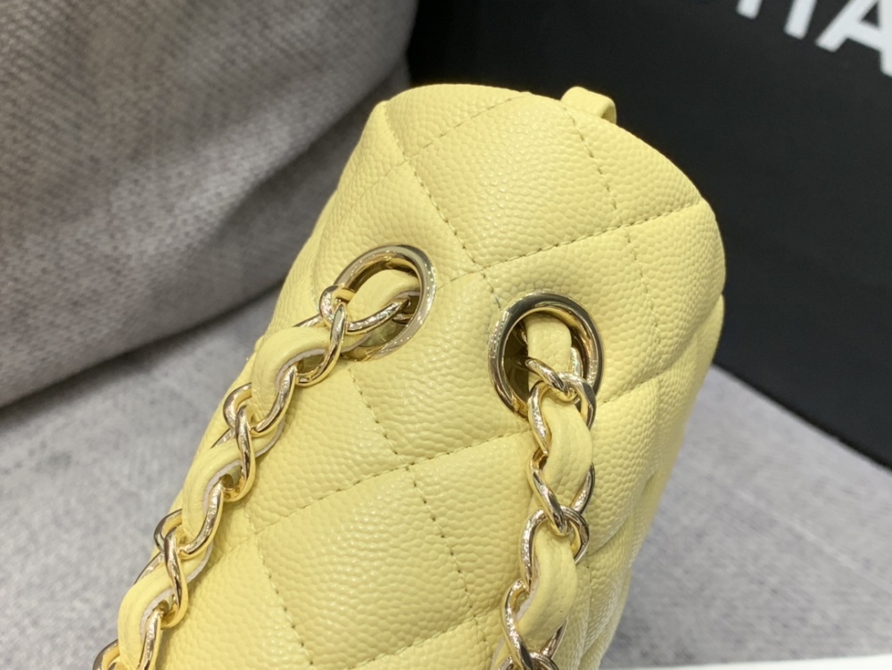 Chanel CF MM 25cm Mirror Boutique