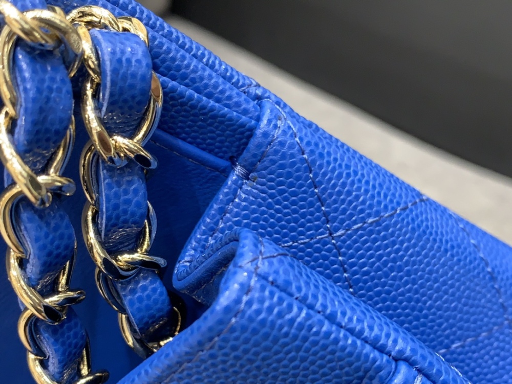 Chanel CF MM 25cm Mirror Boutique
