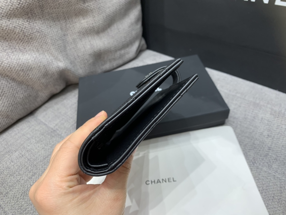Chanel 24S wallet Mirror Boutique