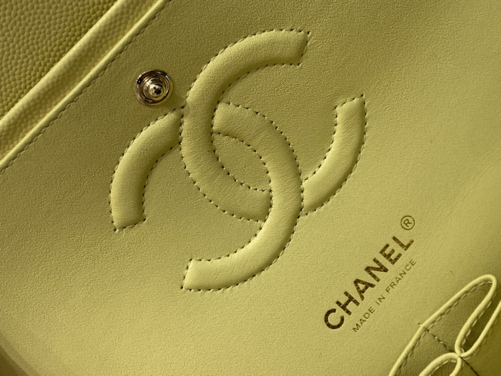 Chanel CF MM 25cm Mirror Boutique